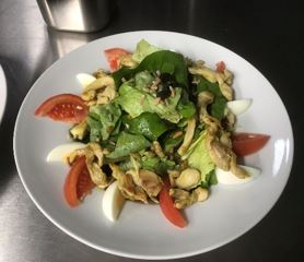 Salat, Badi-Bistro